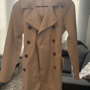 Gap Trenchcoat